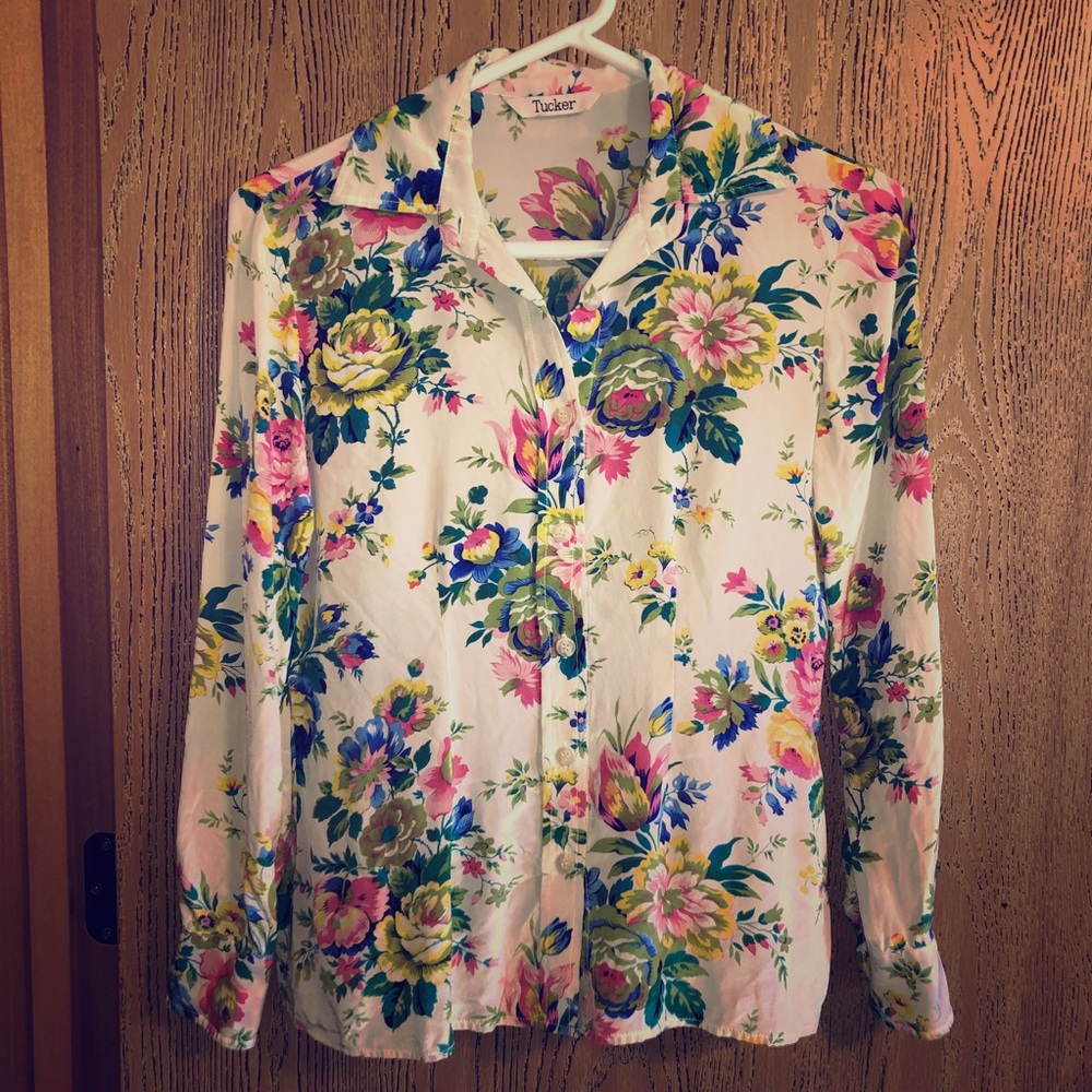 Tucker | 100% silk blouse